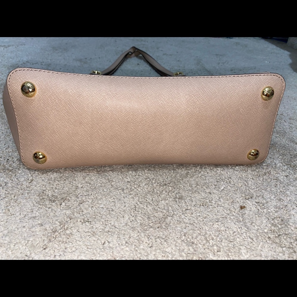 Michael Kors Tote Bag π - Picture 4 of 6